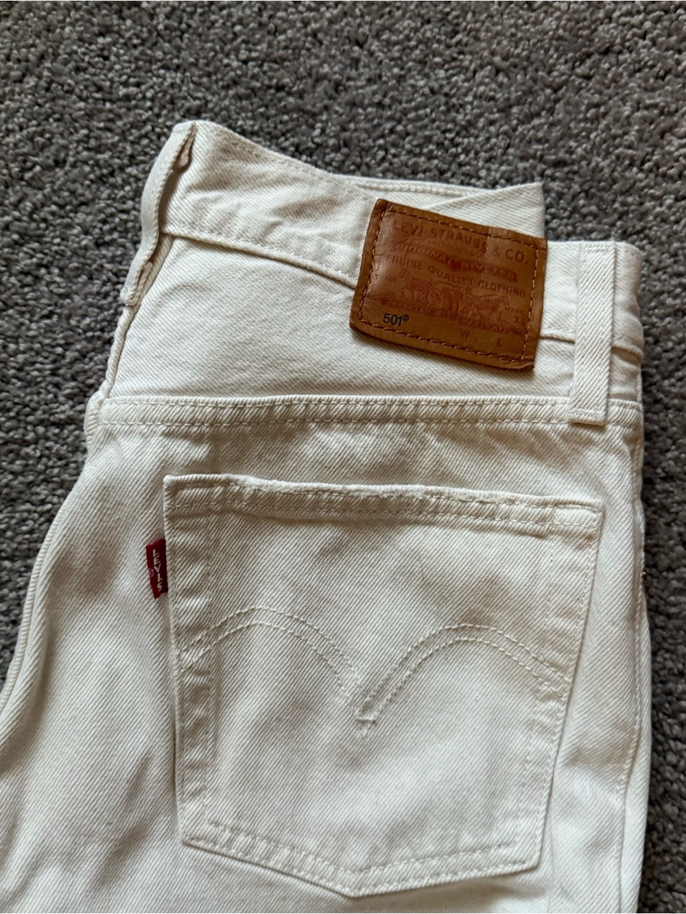 Levi's Women's Cream/Off-White High-Rise Jeans